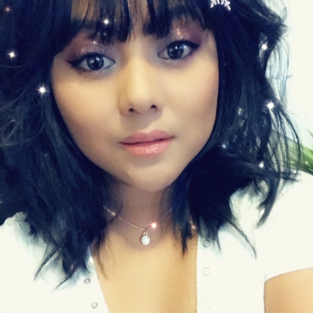 Meet your Posher, Fabiola
